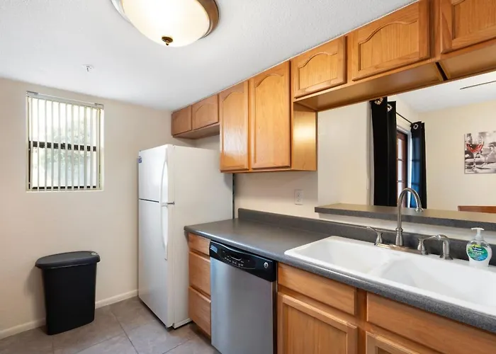 Sunny 1br * Scottsdale