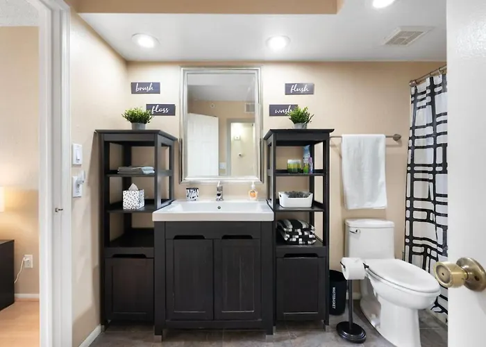Sunny 1br Apartment Scottsdale