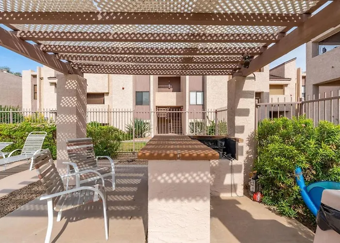 Sunny 1br Apartment *